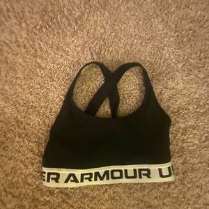 Cute under armor sports bra!